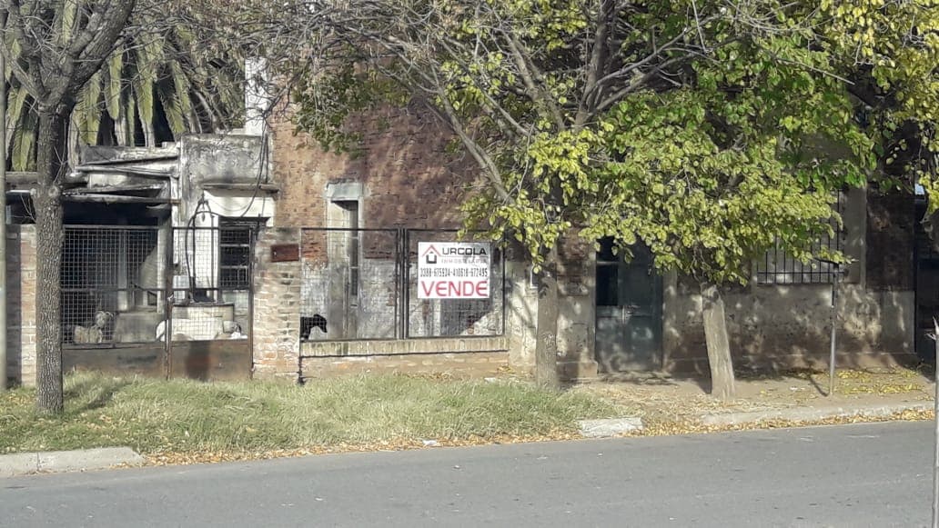 Terreno con casa a reciclar